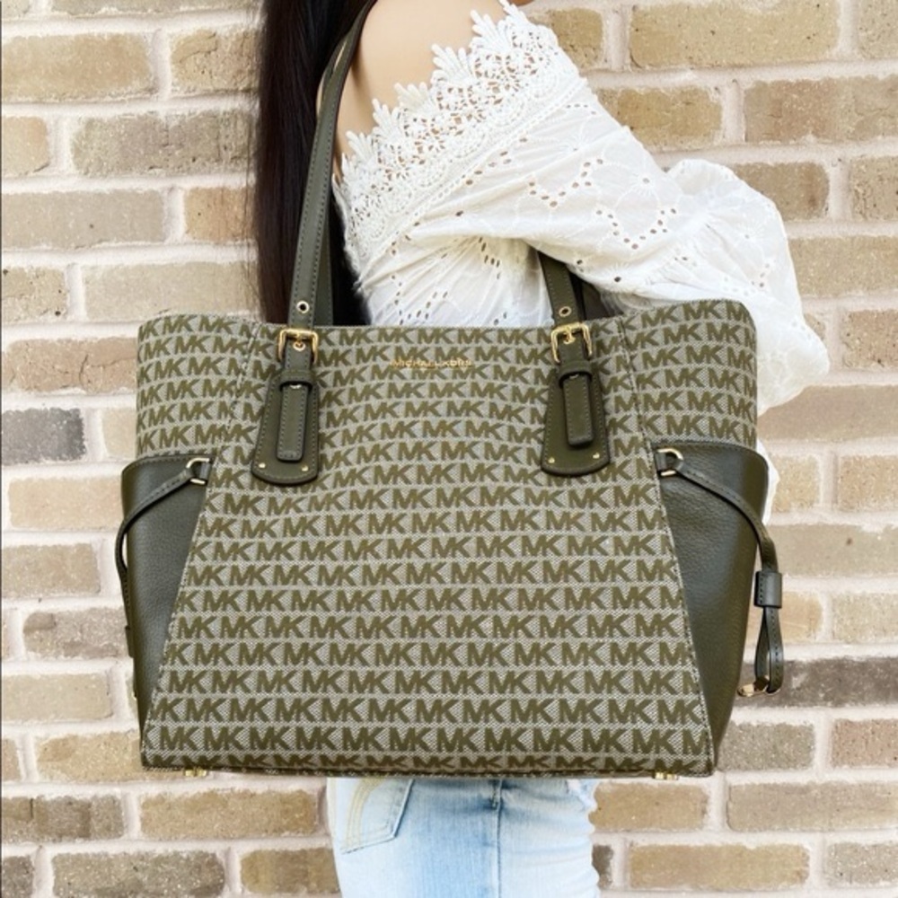 Michael Kors Olive Green Voyager Tote Bag and Wallet